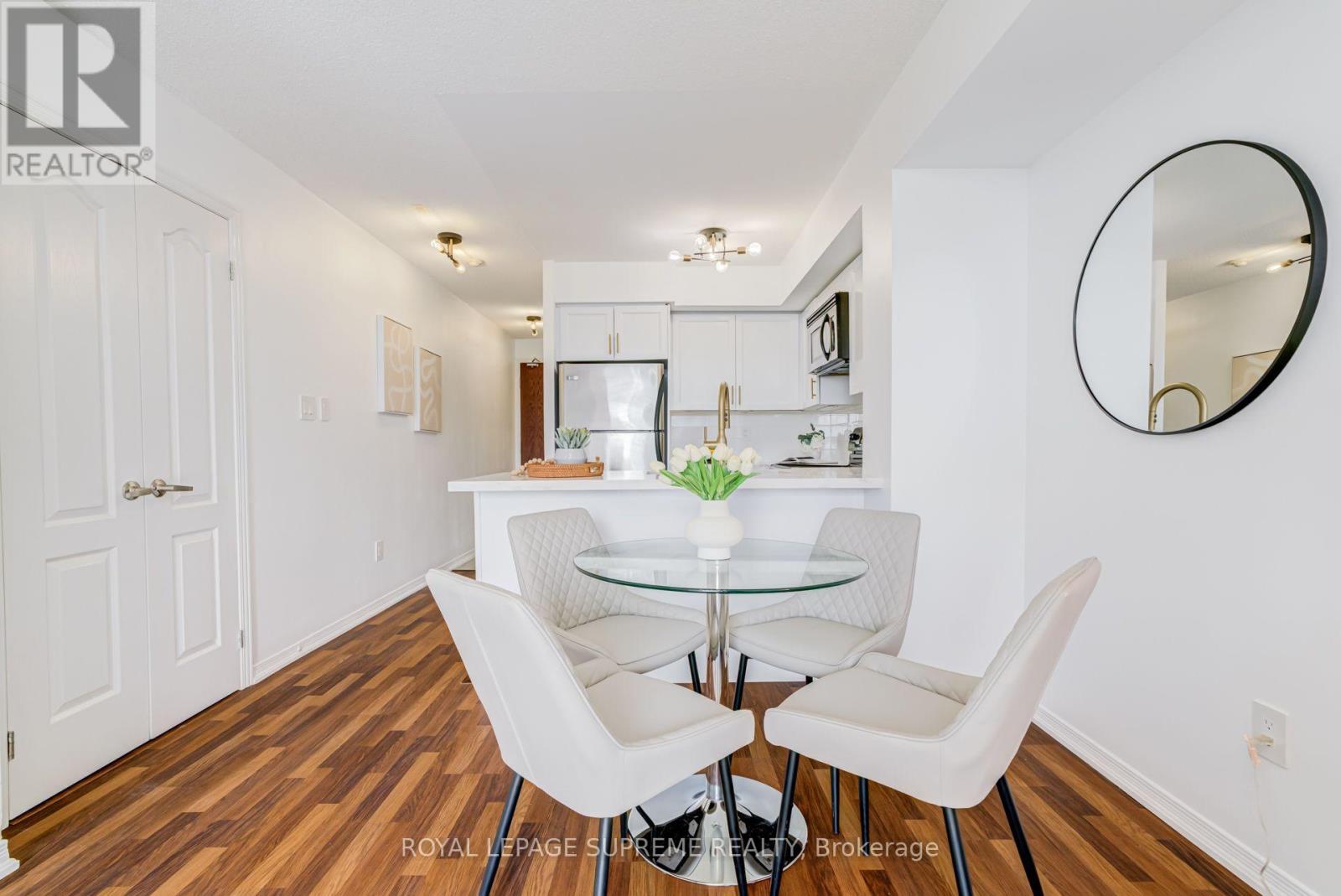 601 - 2772 Keele Street Property Photo 13
