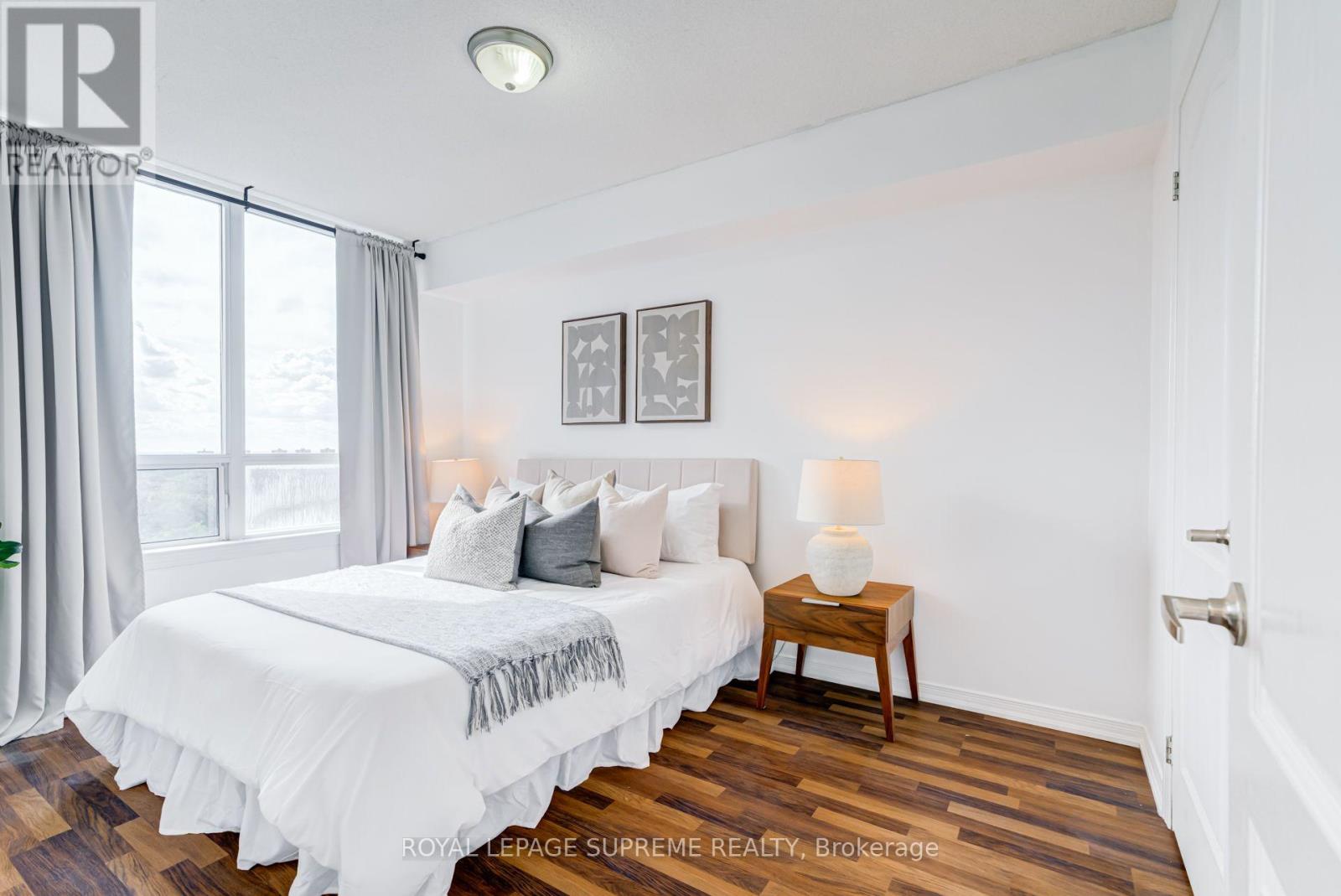 601 - 2772 Keele Street Property Photo 20