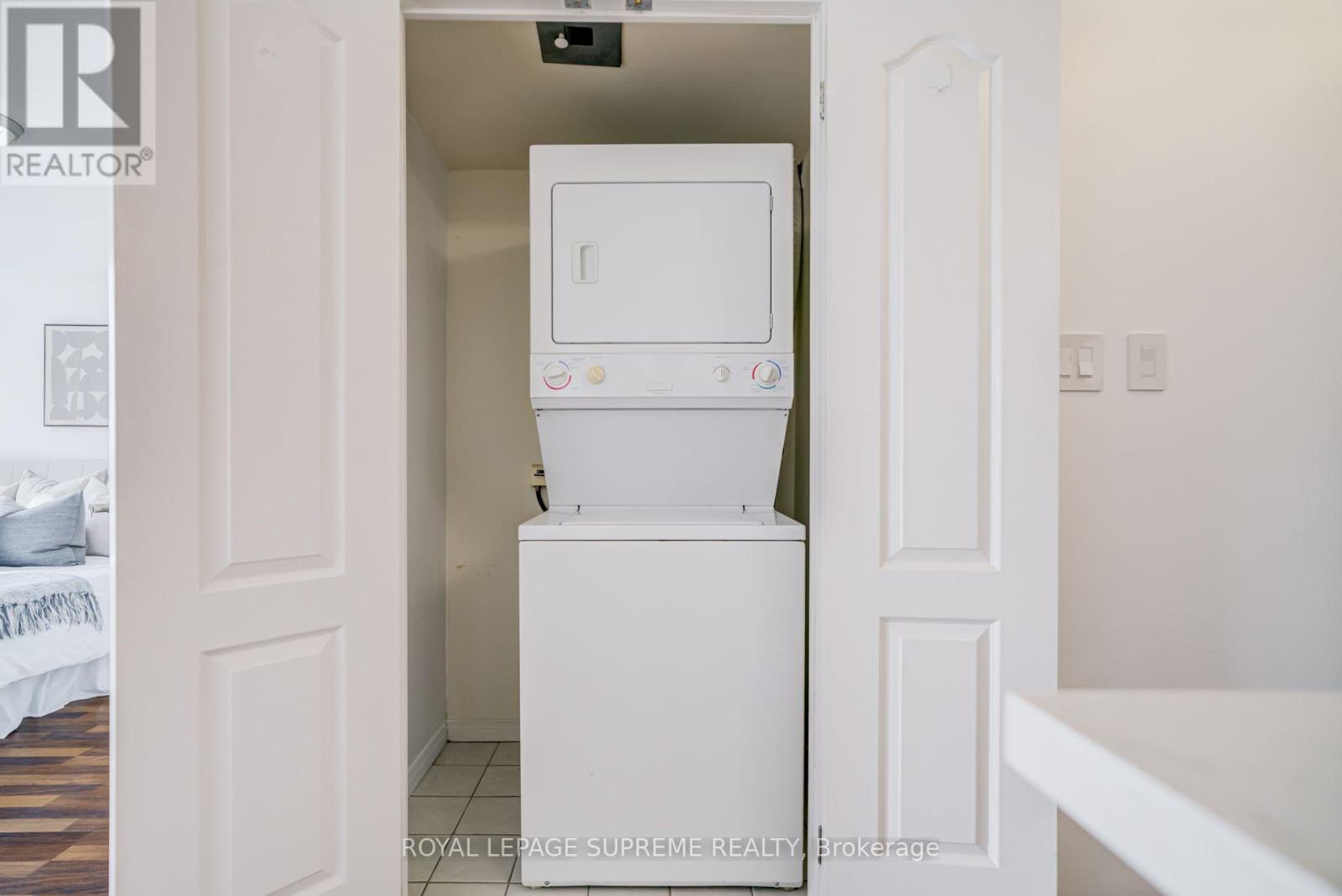601 - 2772 Keele Street Property Photo 28