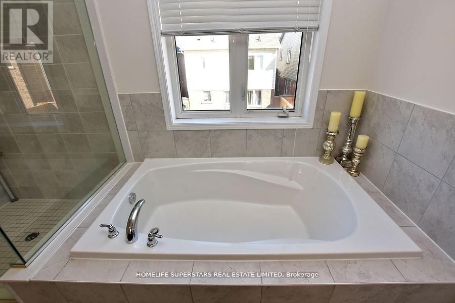 63 Enford Crescent Property Photo 17