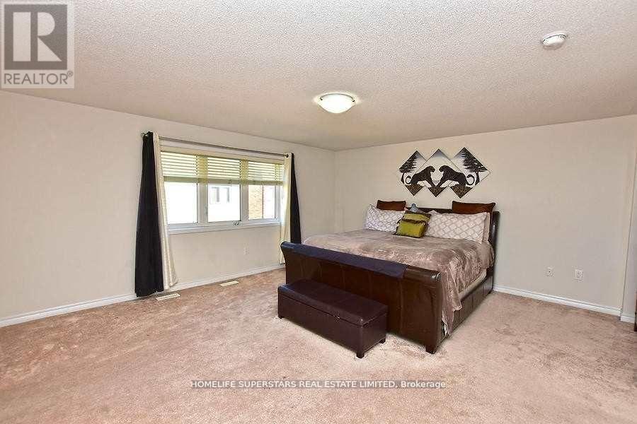 63 Enford Crescent Property Photo 20
