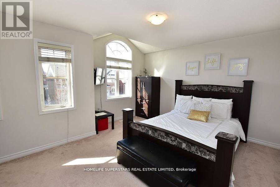 63 Enford Crescent Property Photo 23