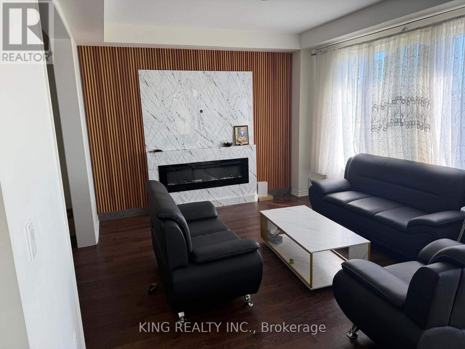 51 Eberly Woods Drive Property Photo 4