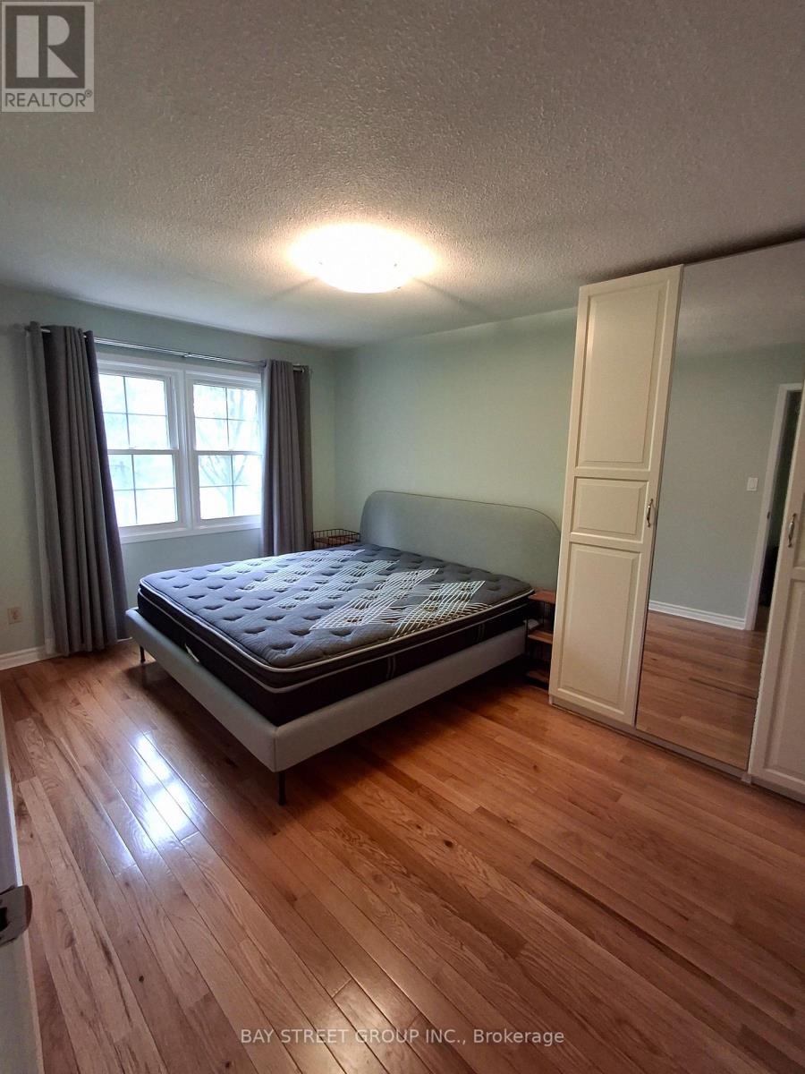 127 - 2120 Rathburn Road E Property Photo 6