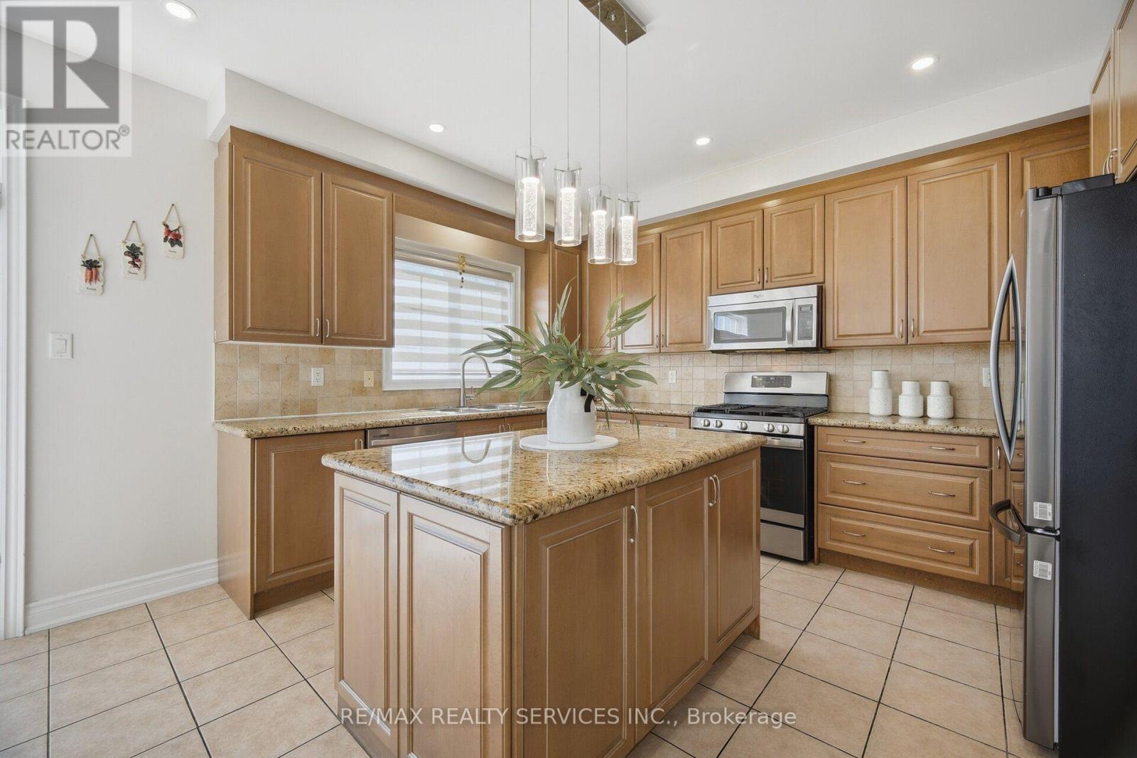 68 Southlake Boulevard Property Photo 11