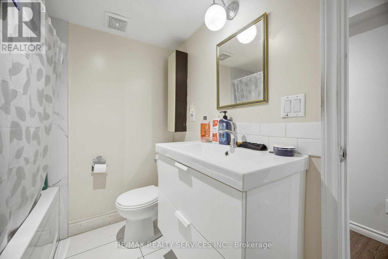 68 Southlake Boulevard Property Photo 45