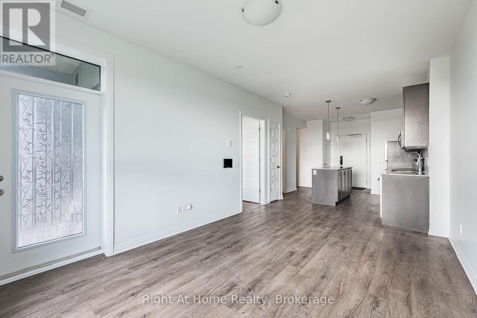 511 - 50 Kaitting Trail Property Photo 18