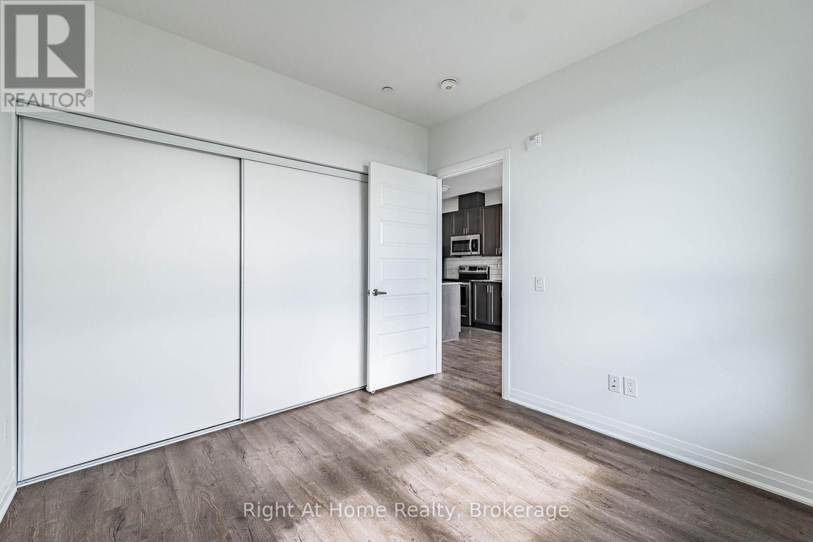 511 - 50 Kaitting Trail Property Photo 21
