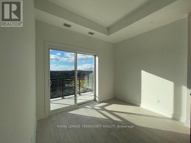 702 - 3008 William Cutmore Boulevard Property Photo 14