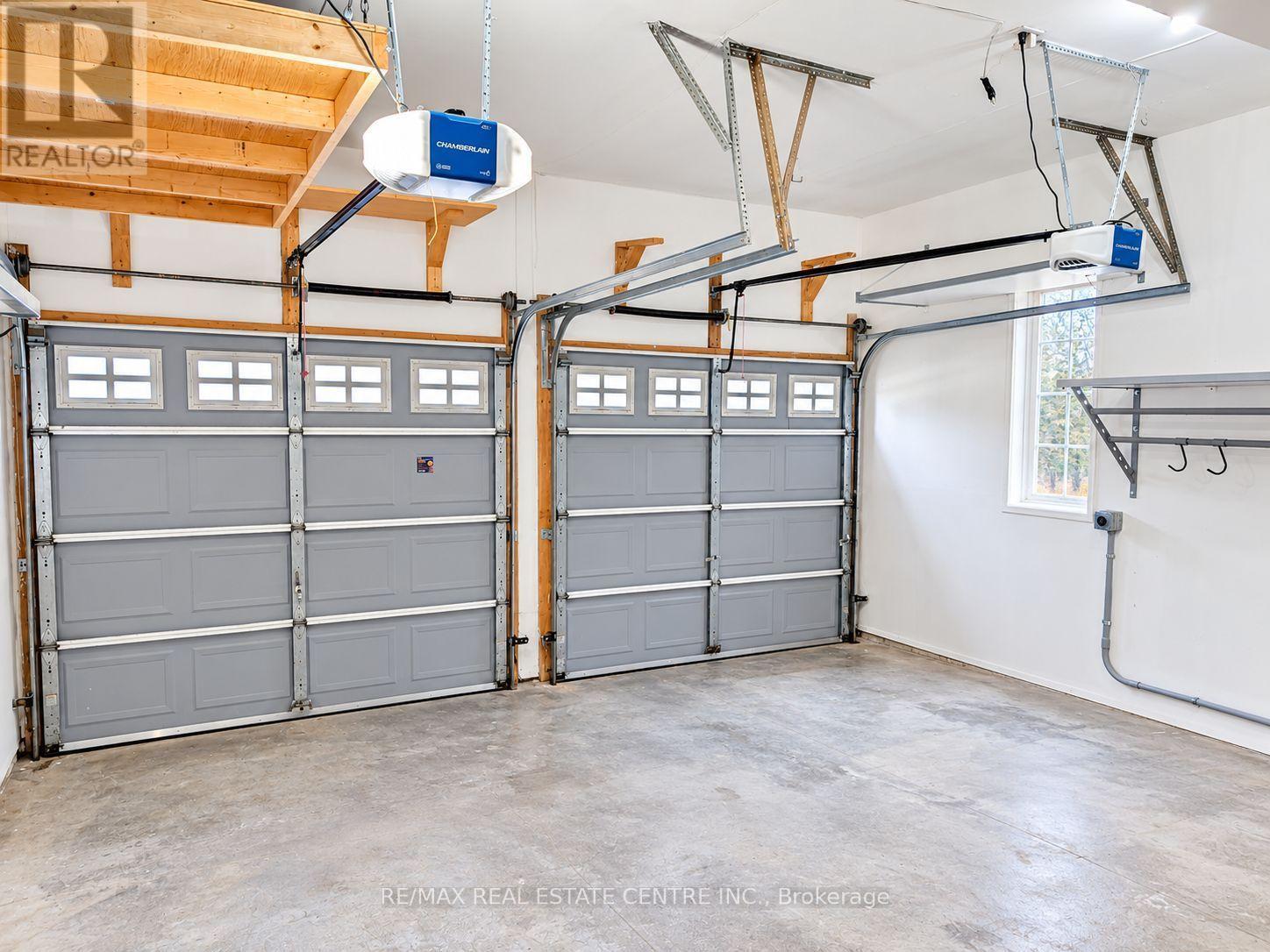 1302 Renfield Drive Property Photo 11