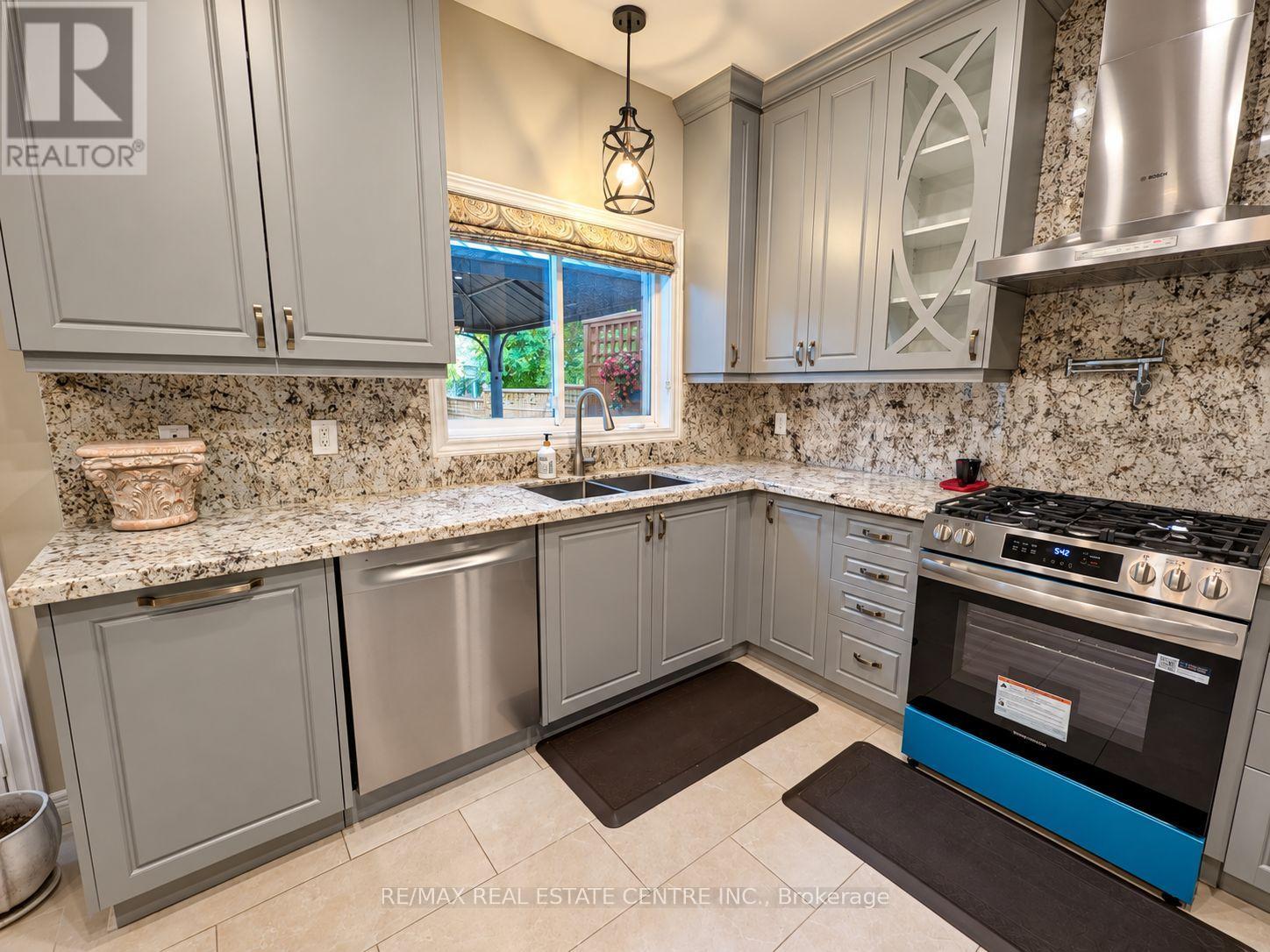 1302 Renfield Drive Property Photo 15