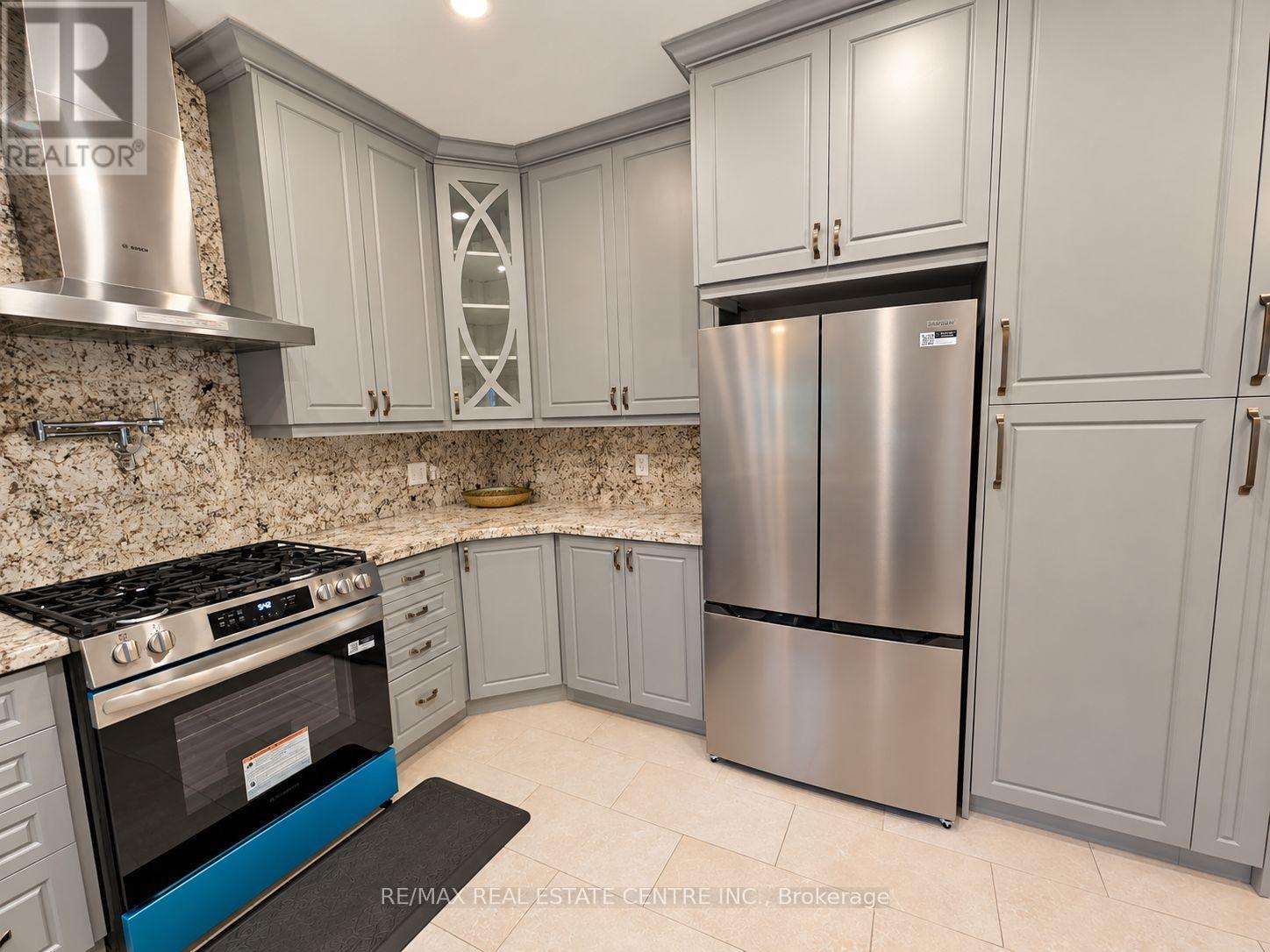 1302 Renfield Drive Property Photo 16