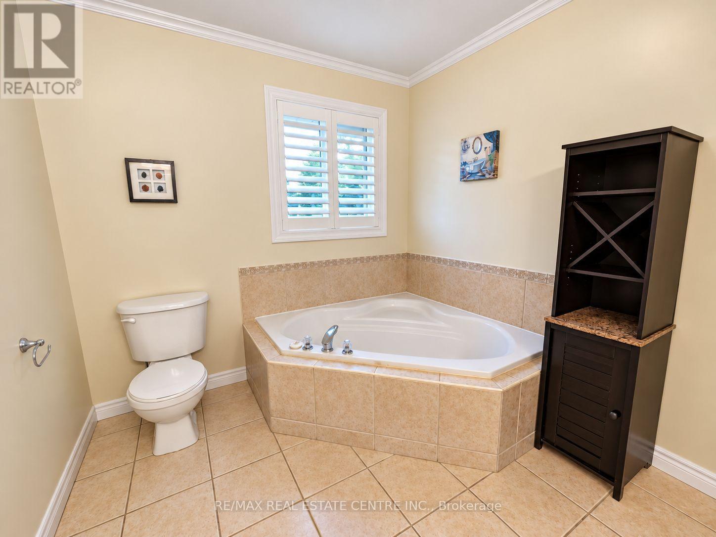 1302 Renfield Drive Property Photo 25