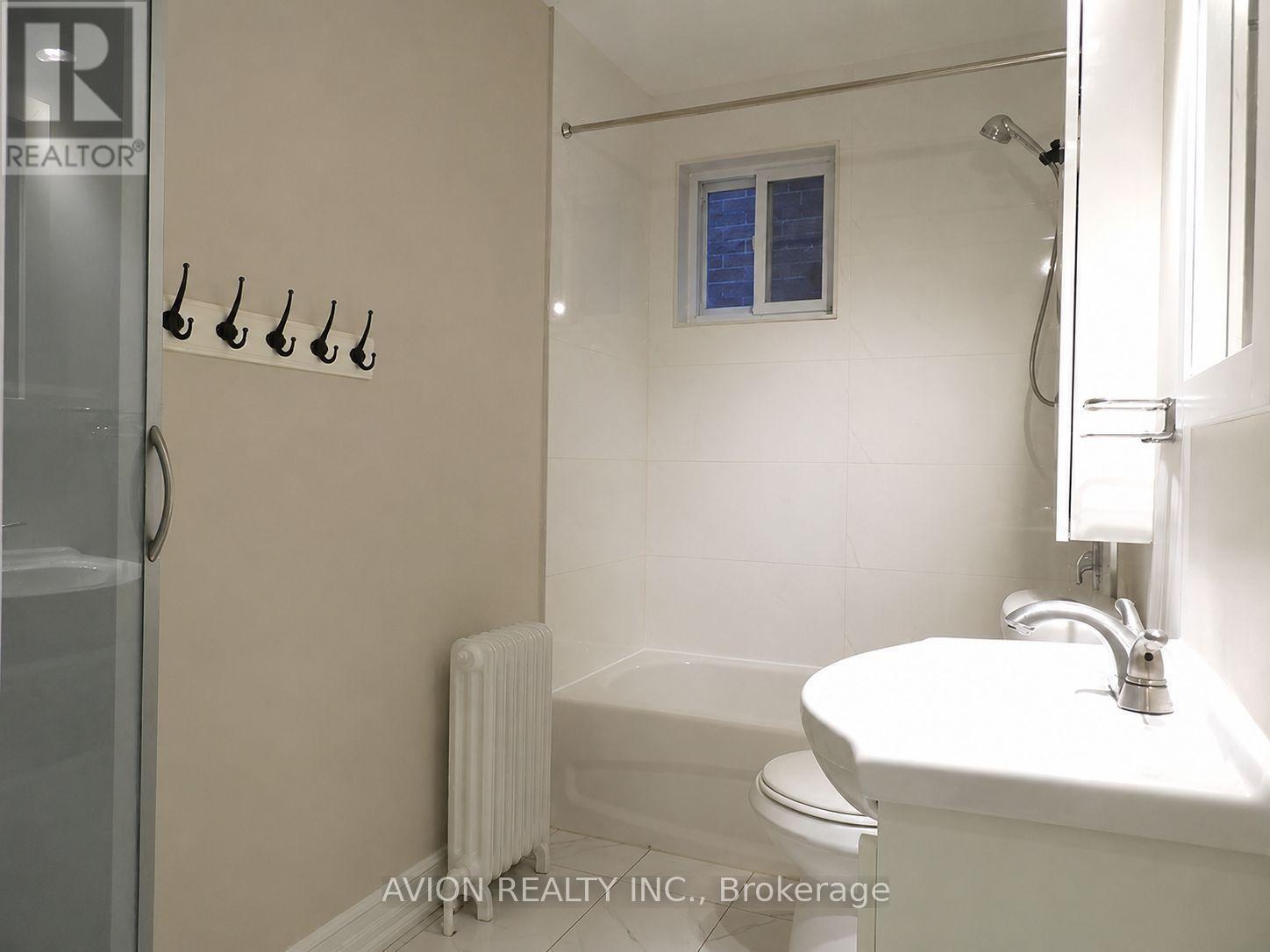 2 - 42 Emerald Crescent Property Photo 7