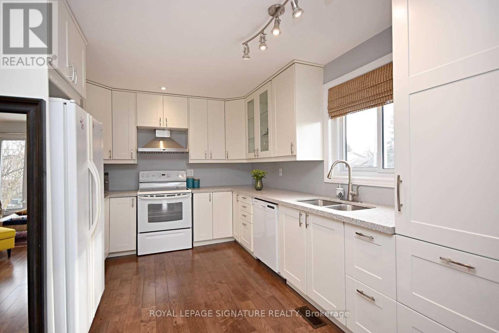 6303 Plowmans Heath Property Photo 4