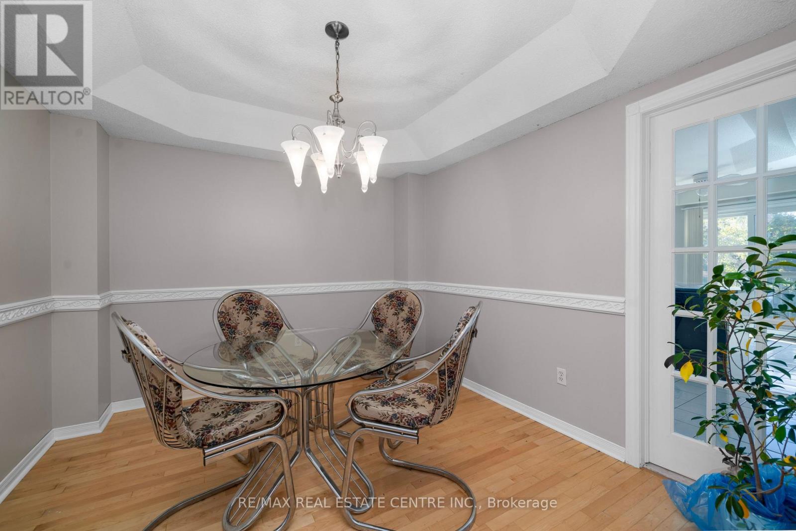 39 Killaloe Crescent Property Photo 3