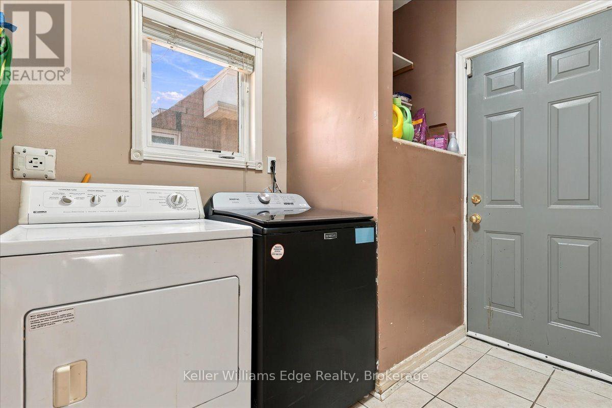 671 Twain Avenue Property Photo 9