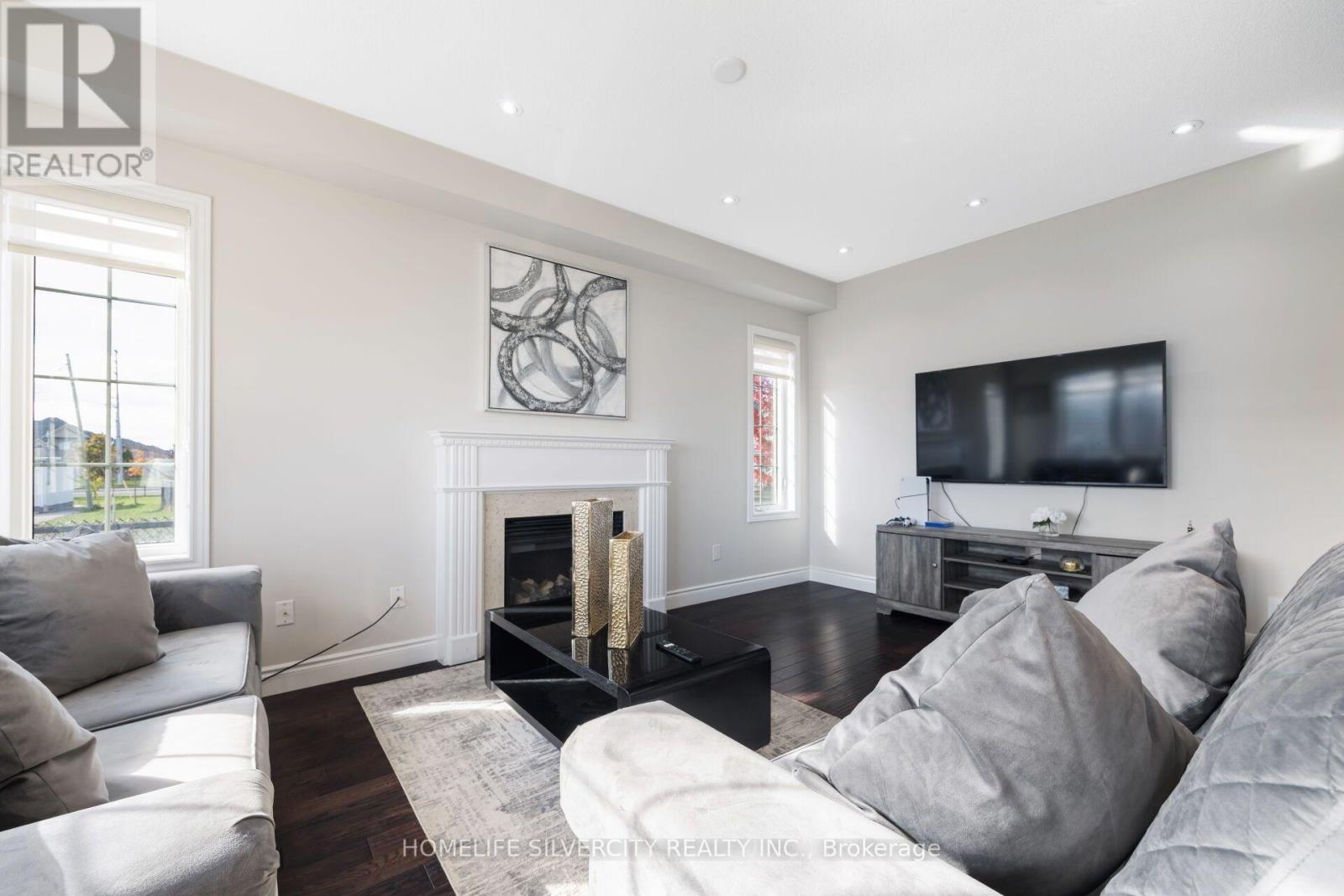 14 Levendale Court Property Photo 11