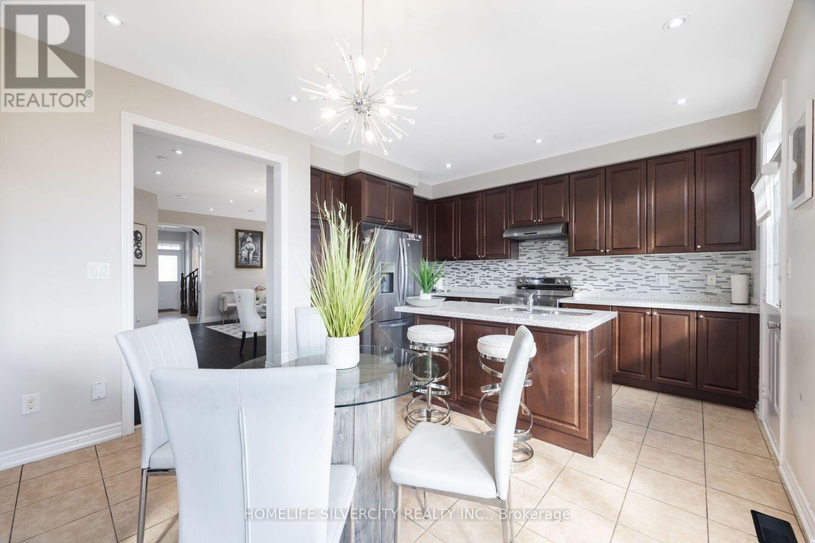 14 Levendale Court Property Photo 12