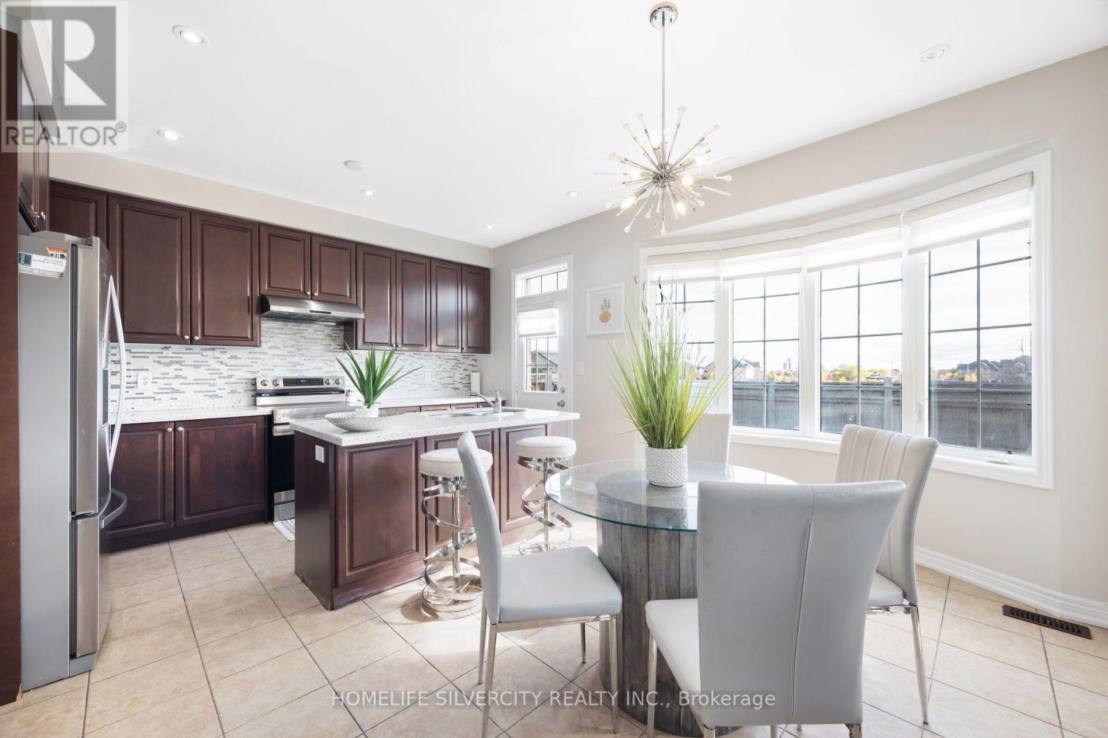 14 Levendale Court Property Photo 13