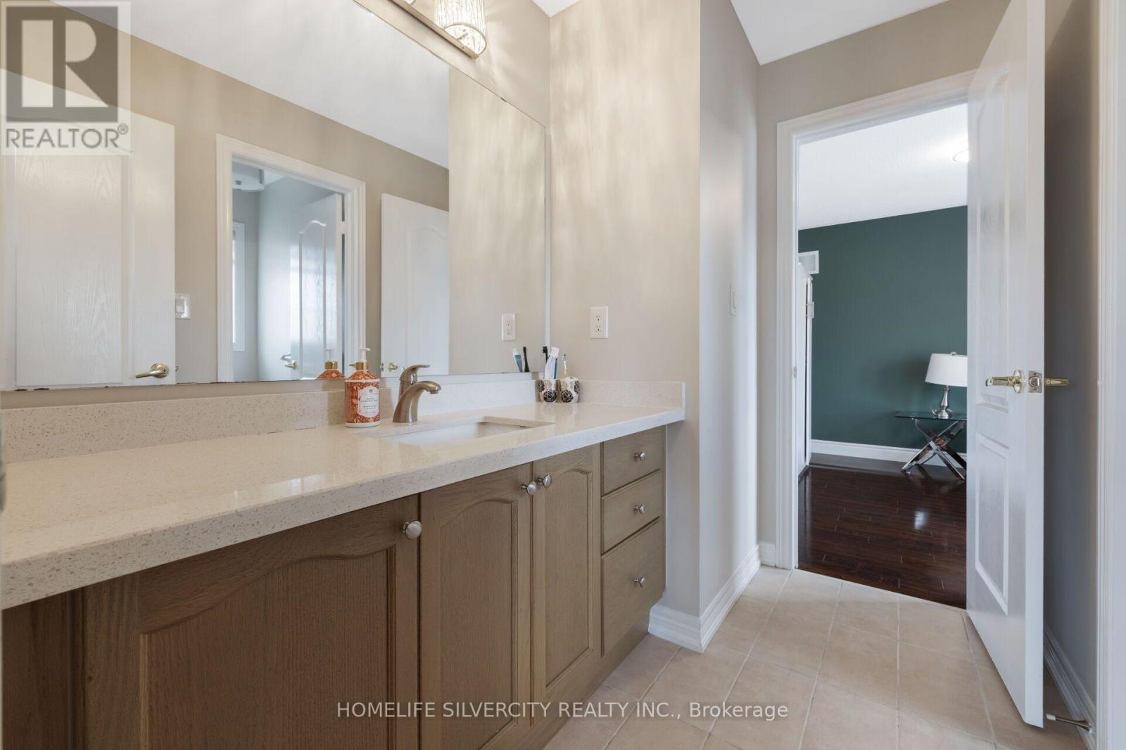 14 Levendale Court Property Photo 27