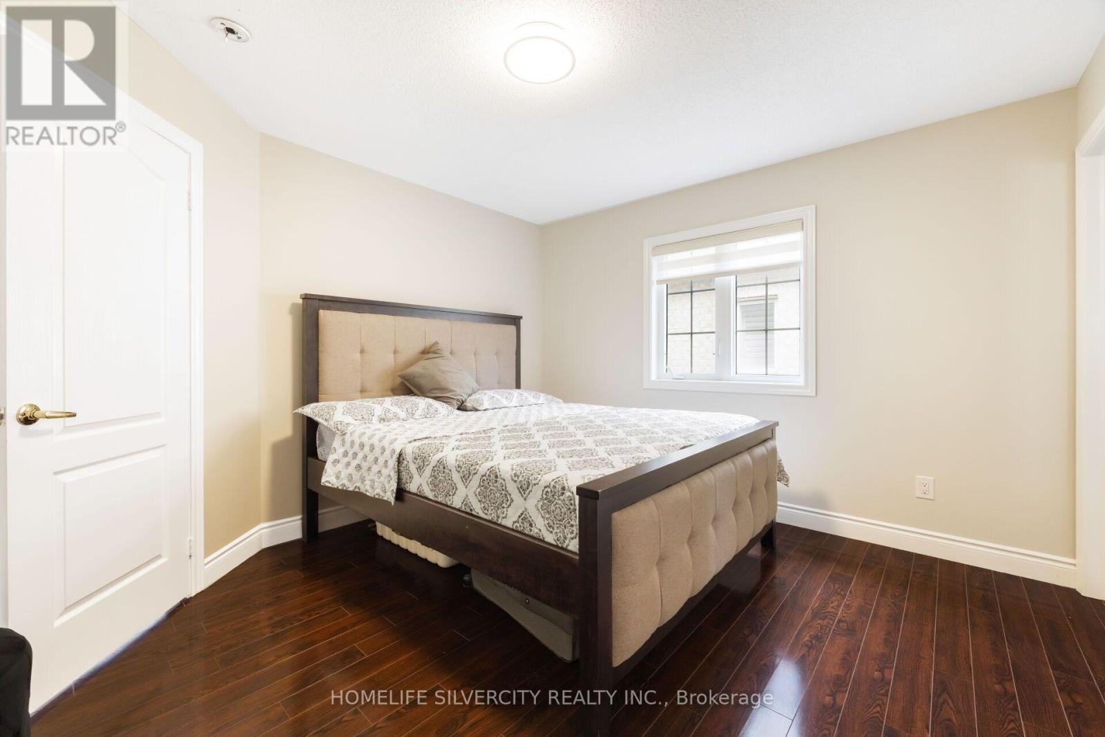 14 Levendale Court Property Photo 31