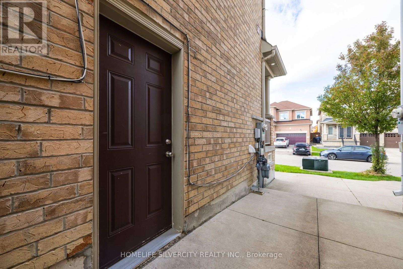 14 Levendale Court Property Photo 36