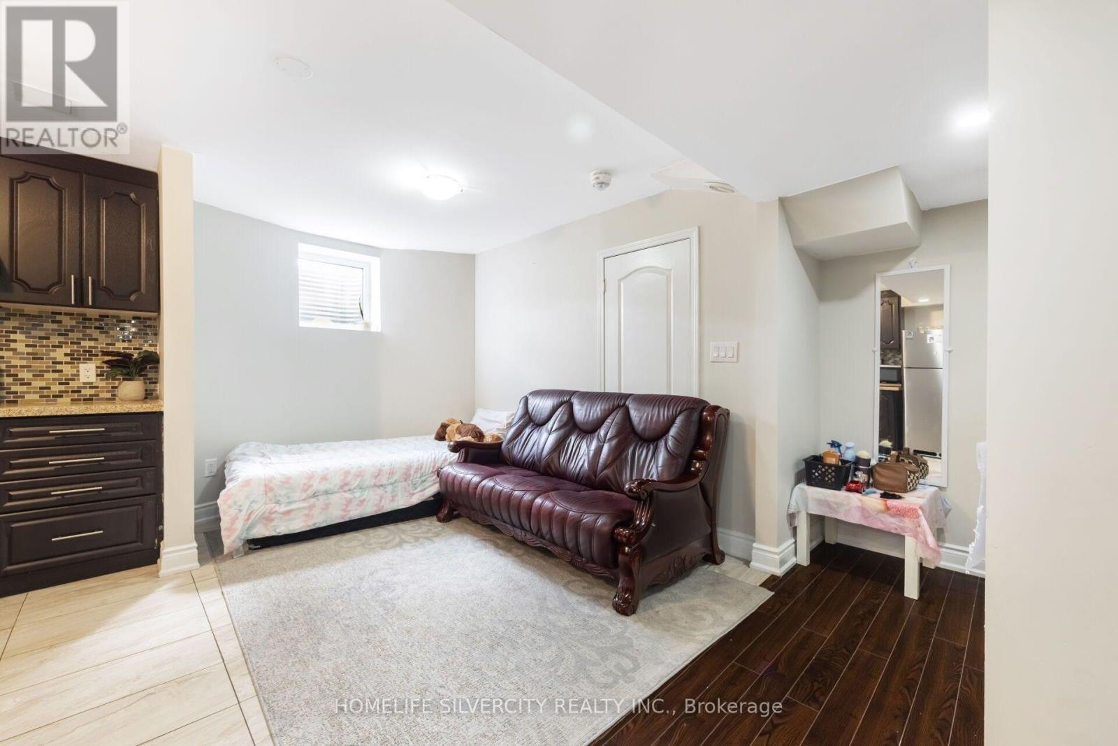 14 Levendale Court Property Photo 39