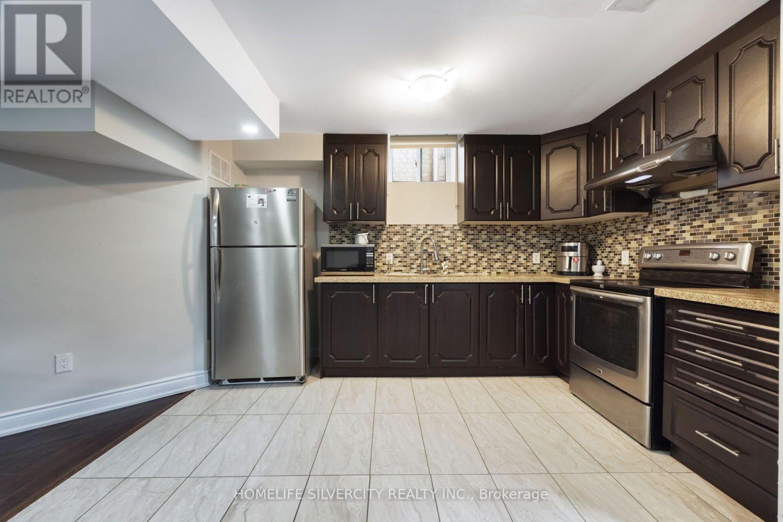 14 Levendale Court Property Photo 40