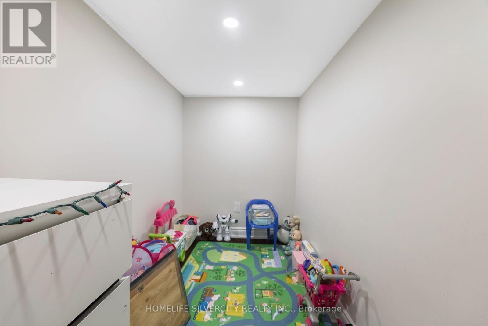 14 Levendale Court Property Photo 42