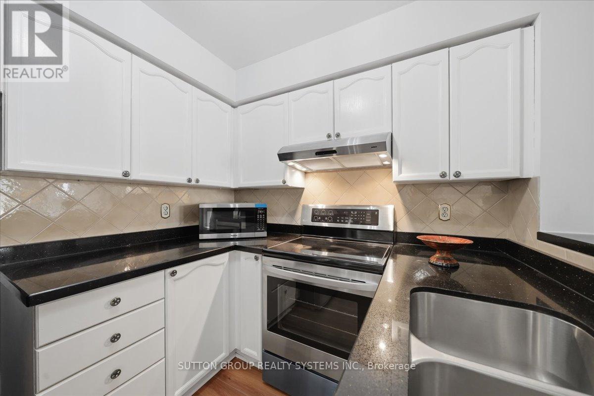 255 - 60 Barondale Drive Property Photo 10