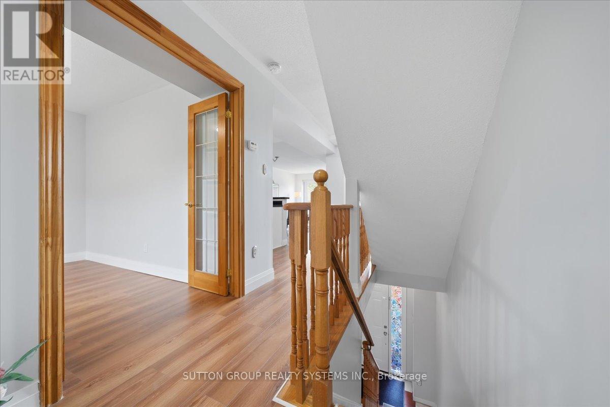255 - 60 Barondale Drive Property Photo 12