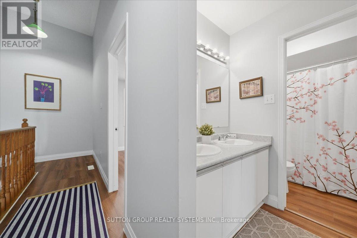 255 - 60 Barondale Drive Property Photo 21