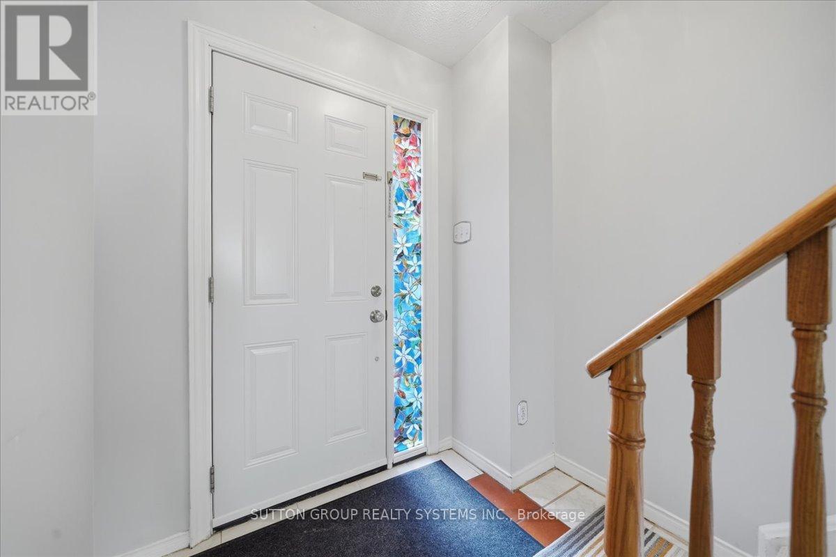 255 - 60 Barondale Drive Property Photo 30