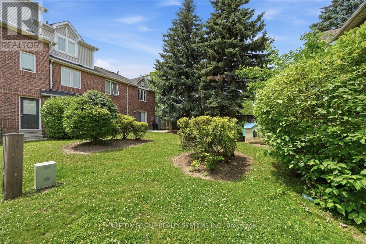 255 - 60 Barondale Drive Property Photo 39