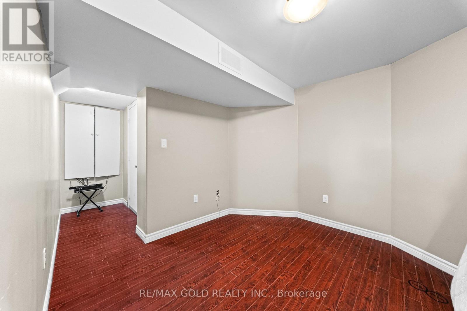 11 Maple Valley Street Property Photo 21