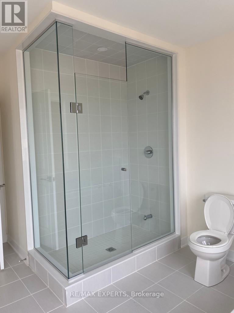54 William Duncan Road Property Photo 13