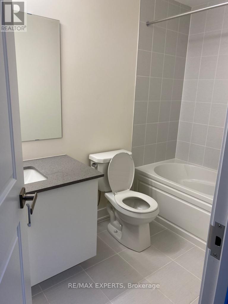 54 William Duncan Road Property Photo 15
