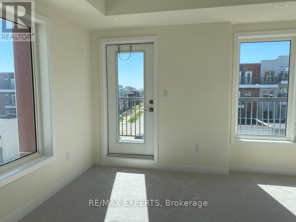 54 William Duncan Road Property Photo 16