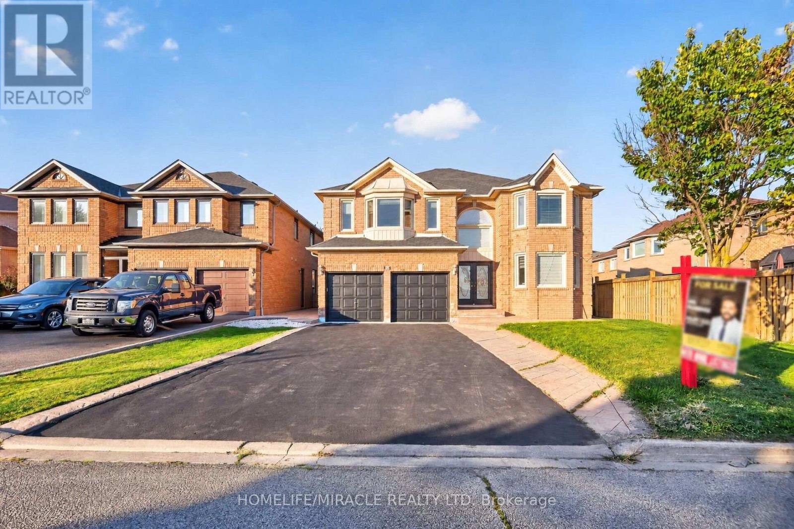 32 Gold Tree Street Property Photo 1