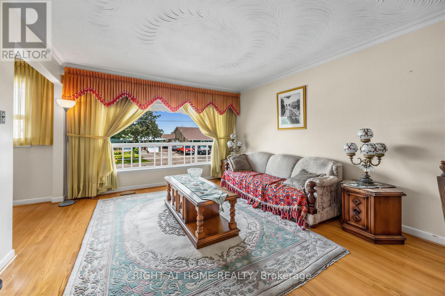 7 Daystrom Drive Property Photo 6