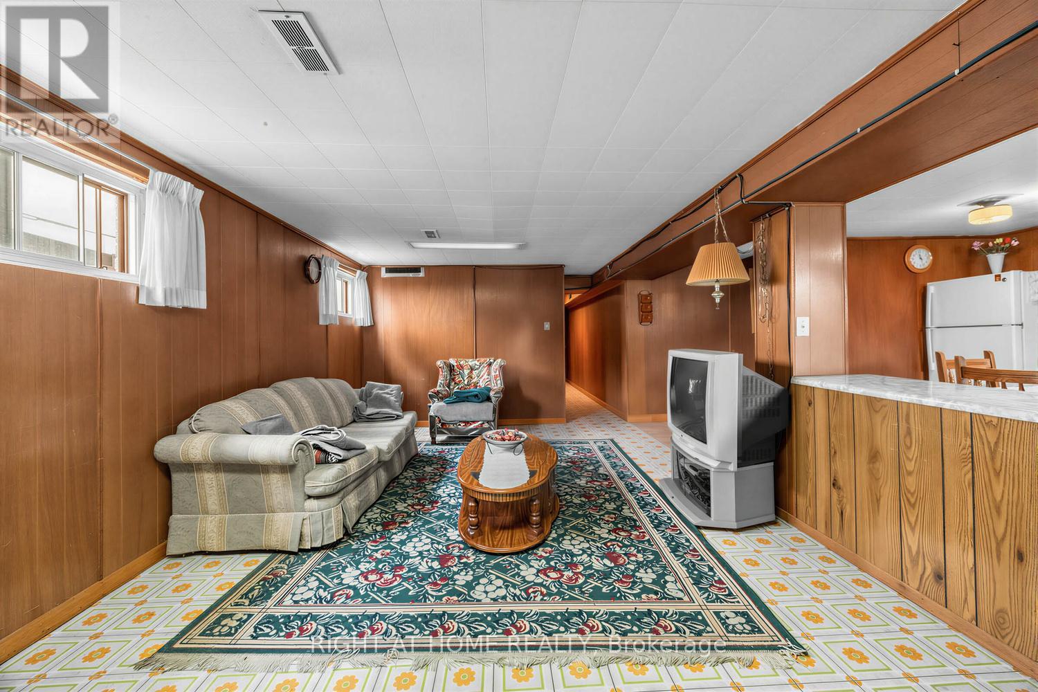 7 Daystrom Drive Property Photo 22