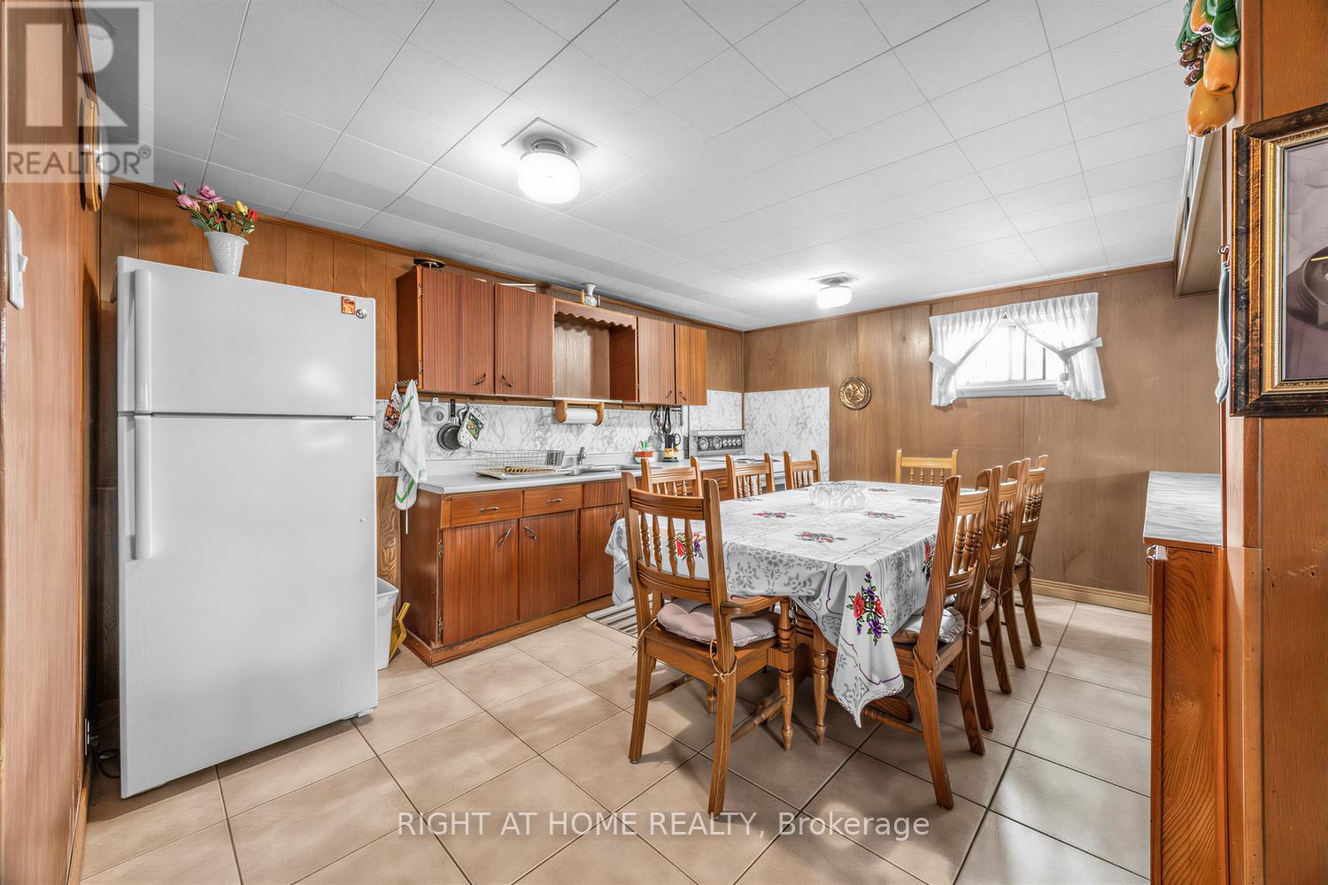7 Daystrom Drive Property Photo 23