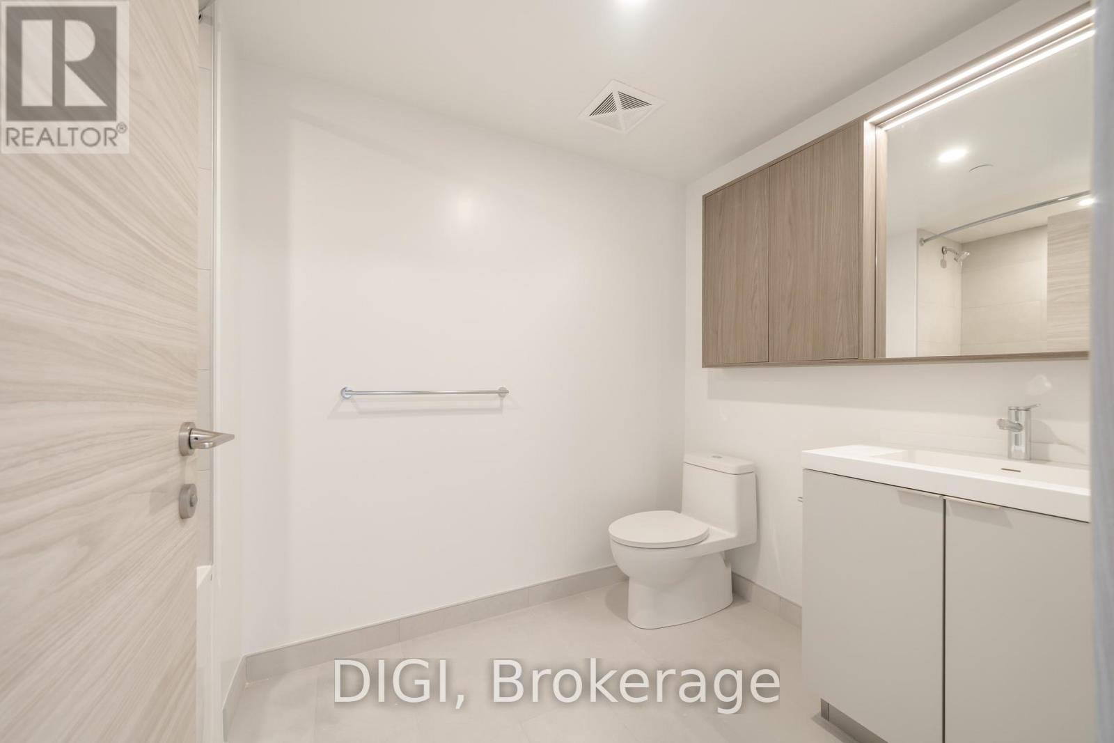 W214 - 485 Perth Avenue Property Photo 23