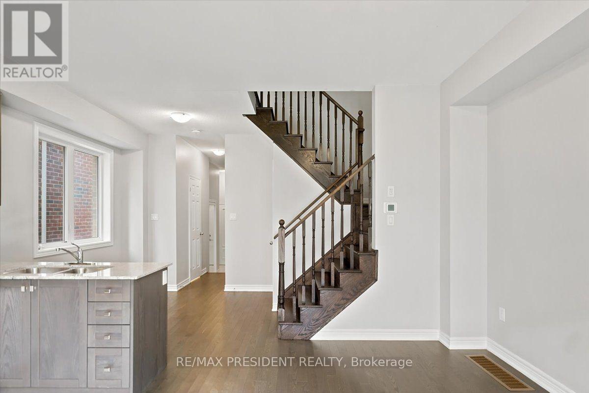 3955 Lodi Road Property Photo 6