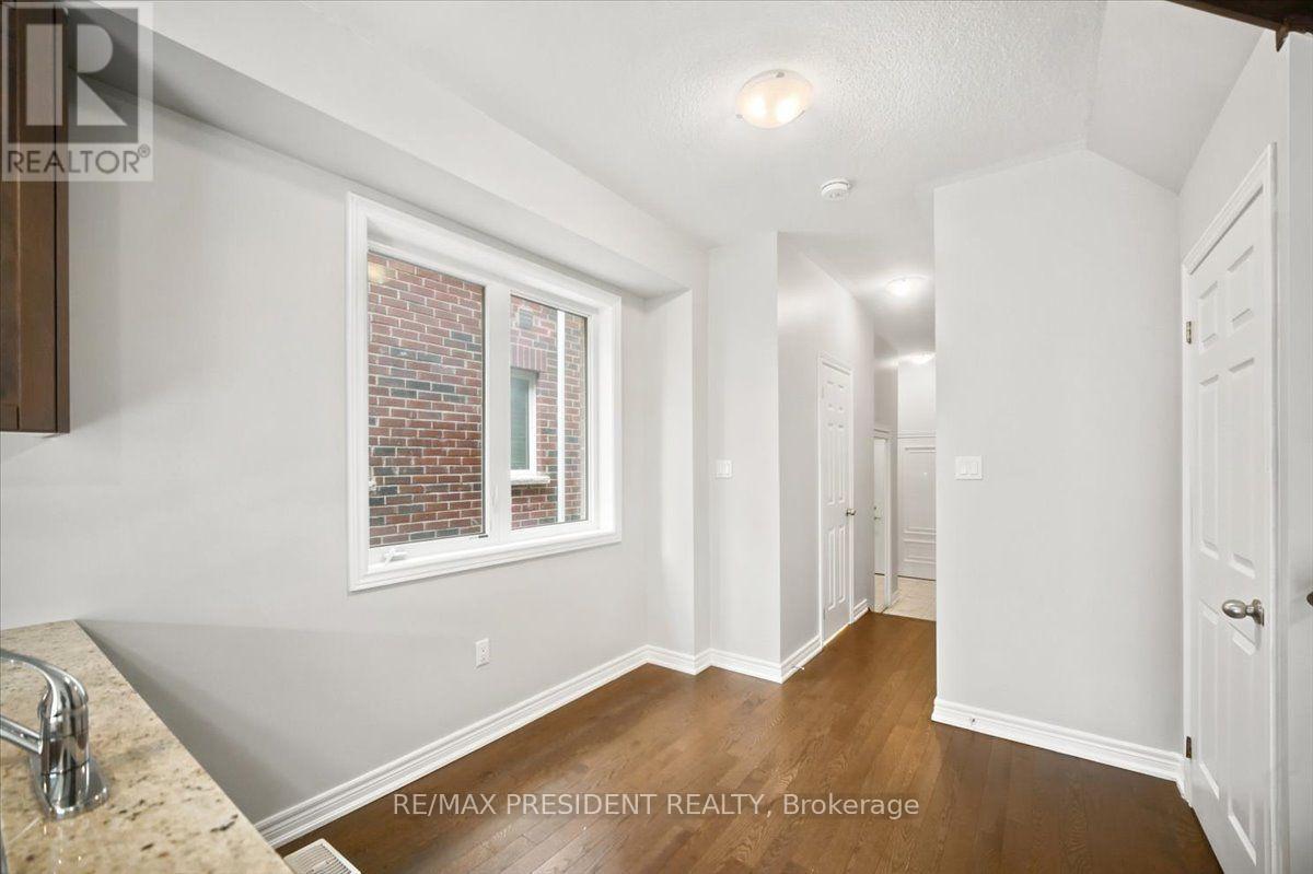 3955 Lodi Road Property Photo 8