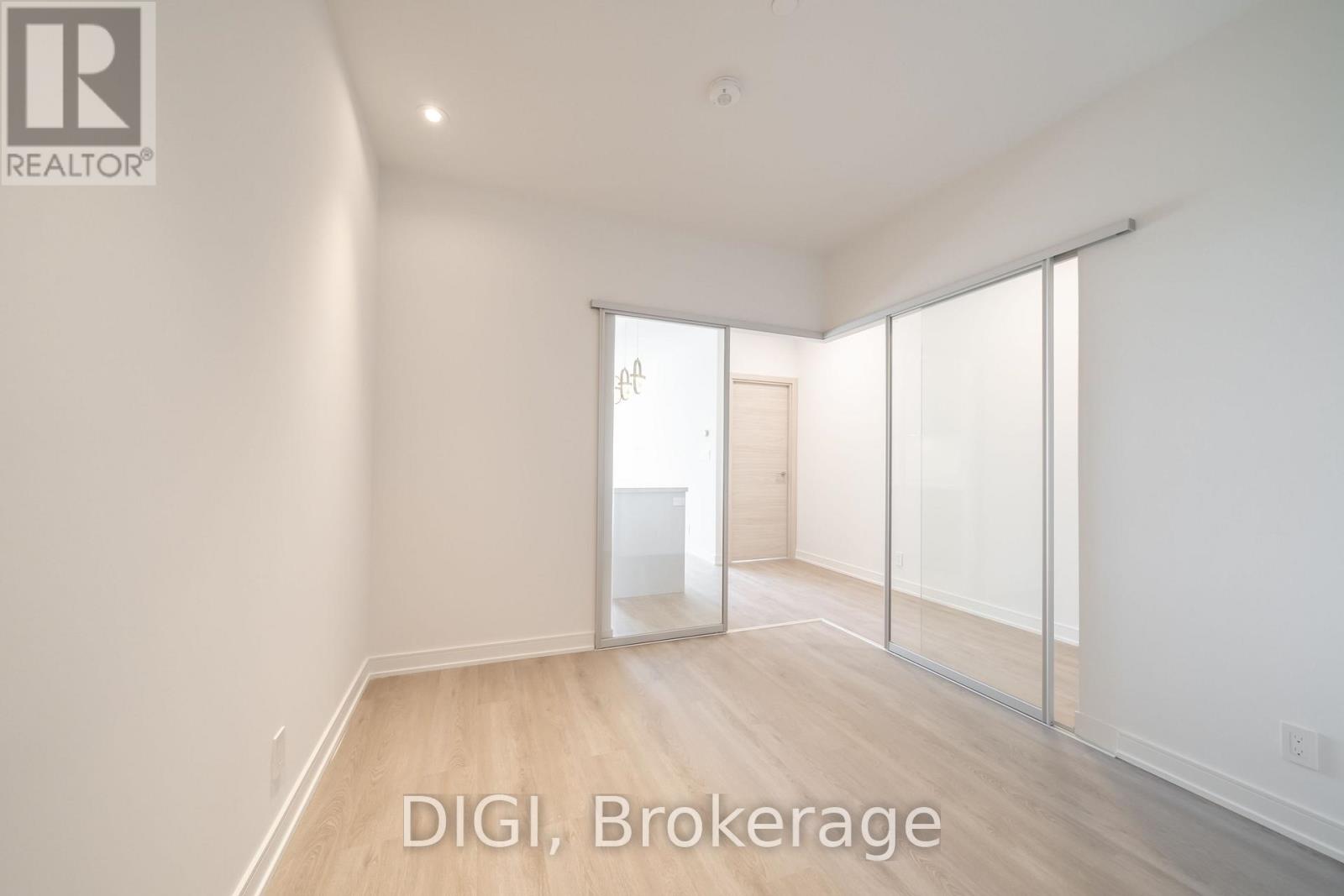 W320 - 485 Perth Avenue Property Photo 19