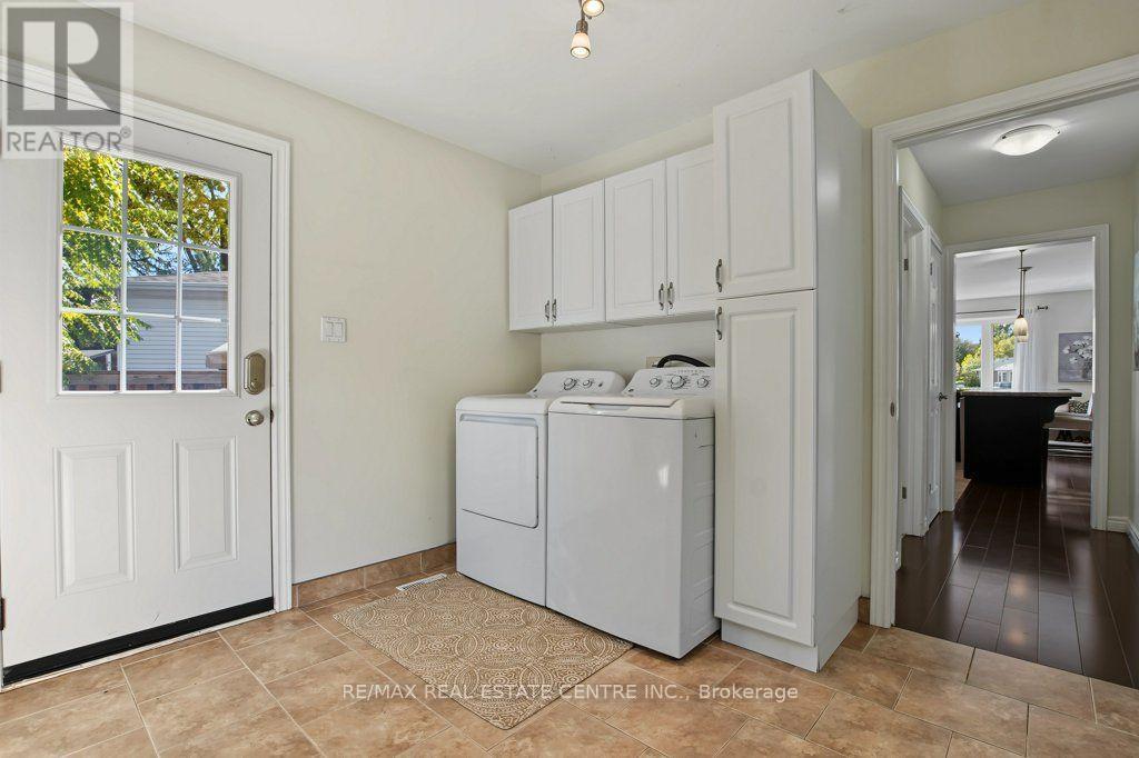 806 Hudson Court Property Photo 16
