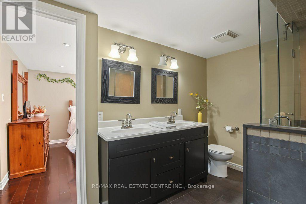 806 Hudson Court Property Photo 35