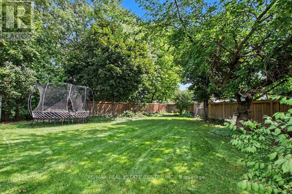 806 Hudson Court Property Photo 37